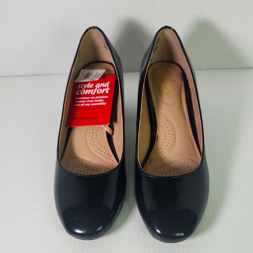 Elegant Black Patten Leather Women's Shoes  by Dexflex Comfort 8.5